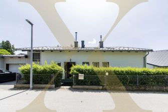 Sanierungsbedürftiges Einfamilienhaus mit großem Grundstück in Hellmonsödt zu verkaufen - viel Potenzial in bester Lage!