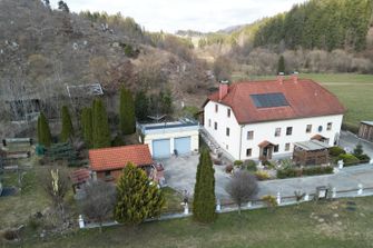 Gepflegtes Einfamilienhaus in absoluter Alleinlage: Großes Grundstück, Solaranlage und Wasser aus eigenem Brunnen - Ihr privates Refugium wartet!