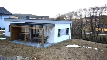 neuwertiges Knusperhäuschen auf 2000m² Grundstück