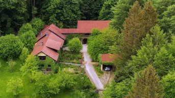 Traumanwesen in Alleinlage – 12.000 m² für Naturliebhaber und Pferdehalter
