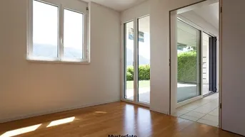 Großzügiges Einfamilienhaus mit ca. 192 m² Wfl., Terrassen und Doppelgarage