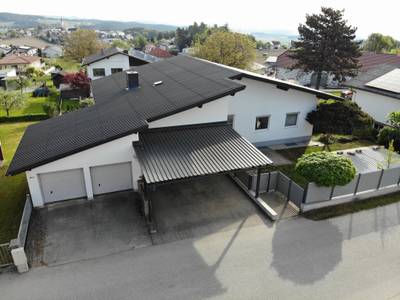 Wohnhaus in schöner Lage von Altenberg zu verkaufen