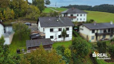 Wohnhaus mit Aussicht über Niederwaldkirchen
