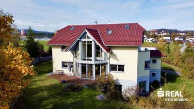 Wohnhaus in Sarleinsbach mit viel Gartenfläche
